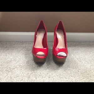 Red Pumps